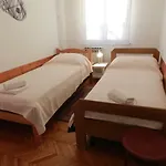 Levak - Apt. 2 *