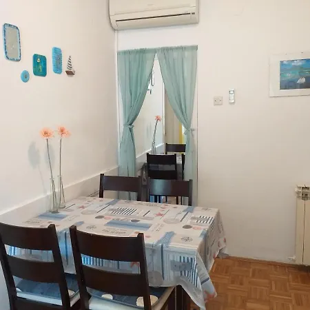 Levak - Apt. 2