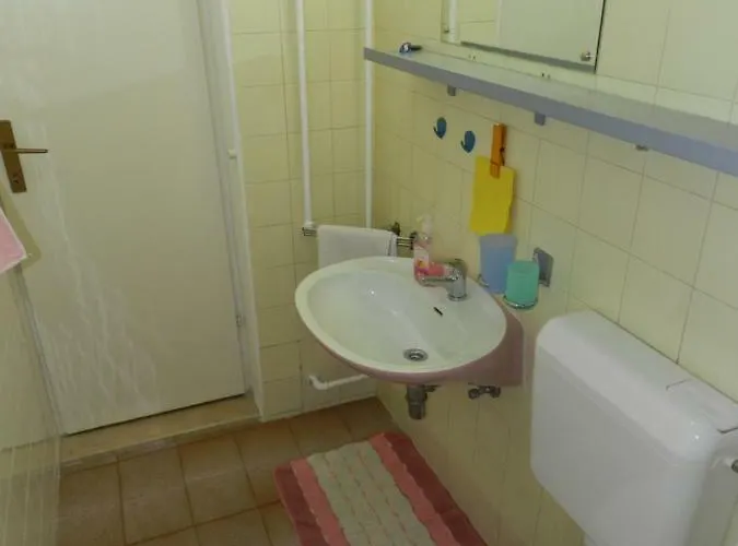 Levak - Apt. 2 Διαμέρισμα Pjescana Uvala